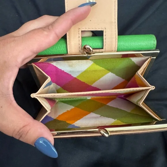 Kate Spade Bright Green Leather Wallet - Picture 5 of 10